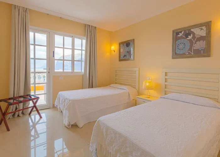 Aparthotel El Marques Palace By Intercorp Group 4*